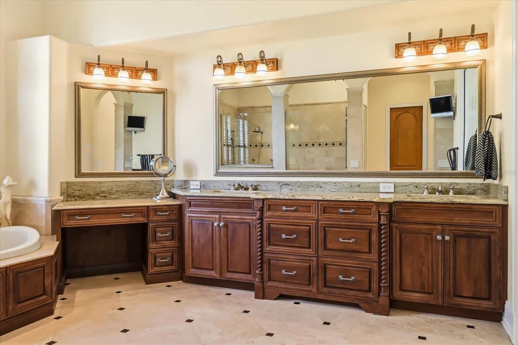 1136 LAKE WHITNEY DRIVE gallery image #37