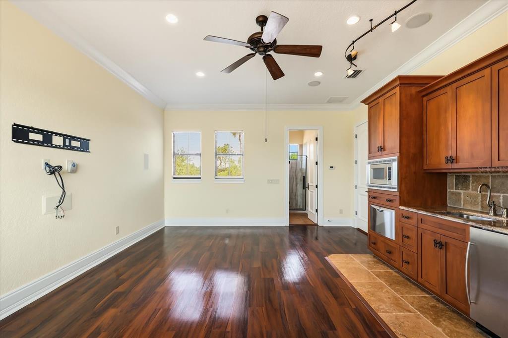 1136 LAKE WHITNEY DRIVE gallery image #51
