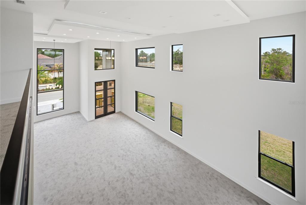 309 HAMPTON BOULEVARD gallery image #19