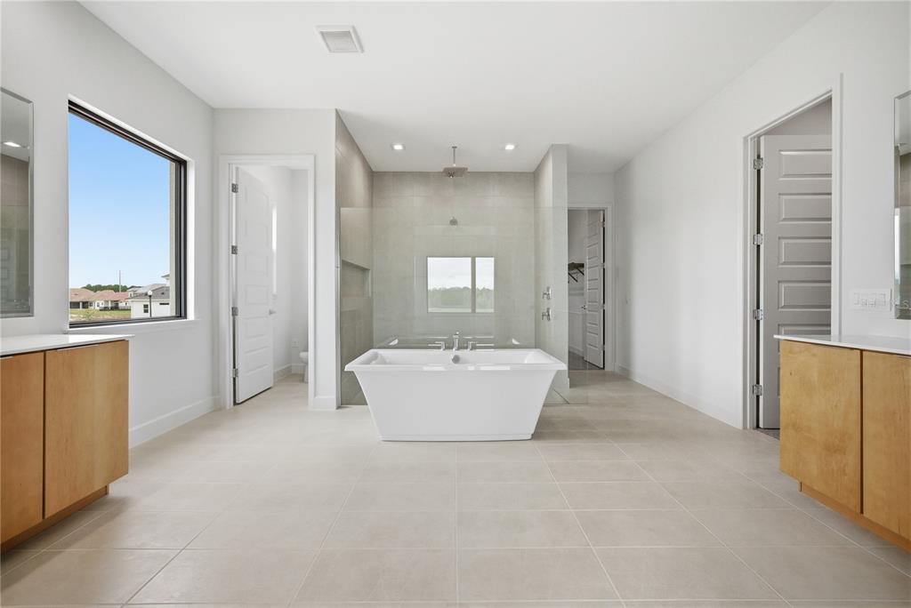 309 HAMPTON BOULEVARD gallery image #22