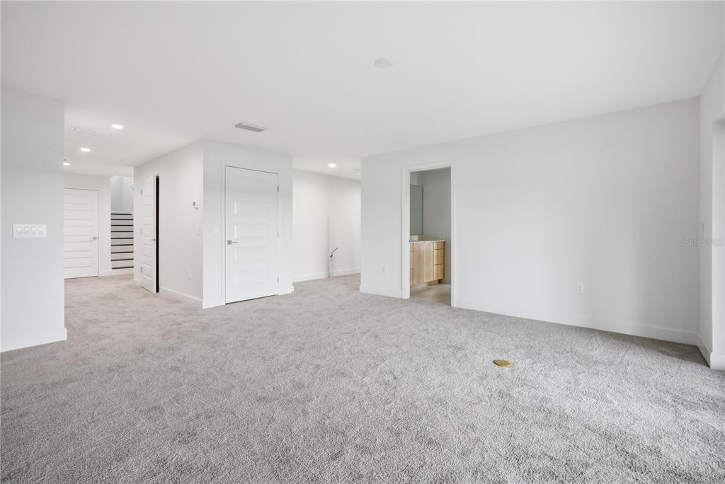 309 HAMPTON BOULEVARD gallery image #31