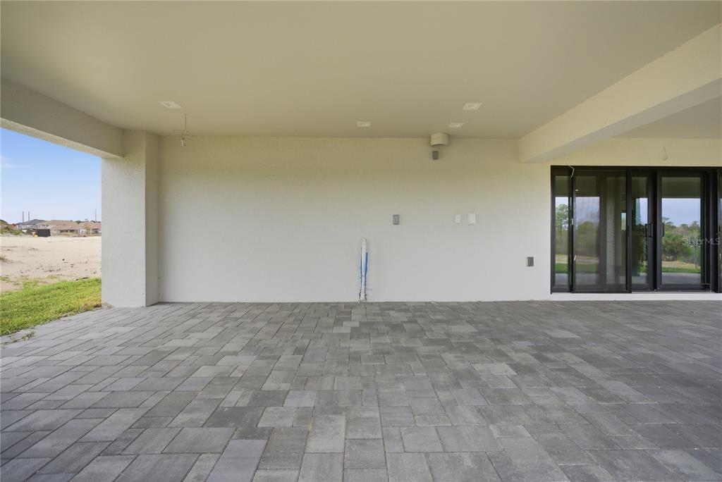 309 HAMPTON BOULEVARD gallery image #38