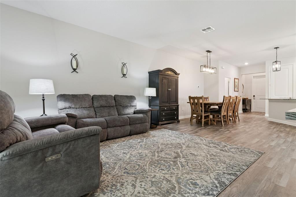 2990 CAMDEN WAY gallery image #13