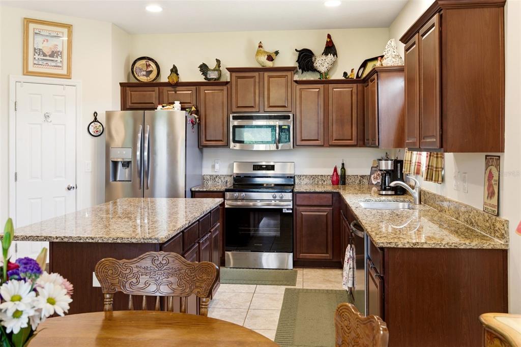 133 LAKESHORE DRIVE gallery image #12