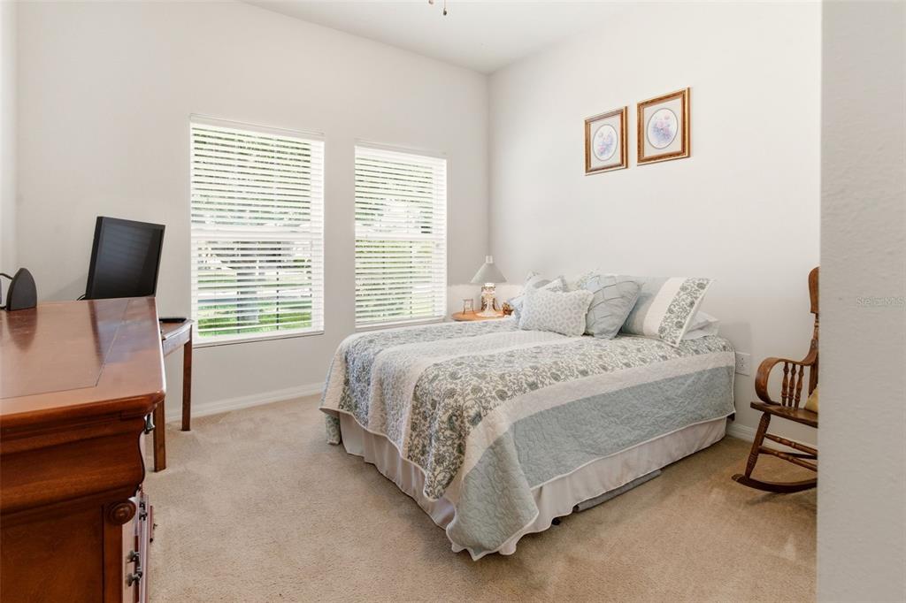 133 LAKESHORE DRIVE gallery image #21