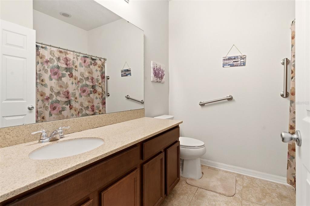 133 LAKESHORE DRIVE gallery image #23