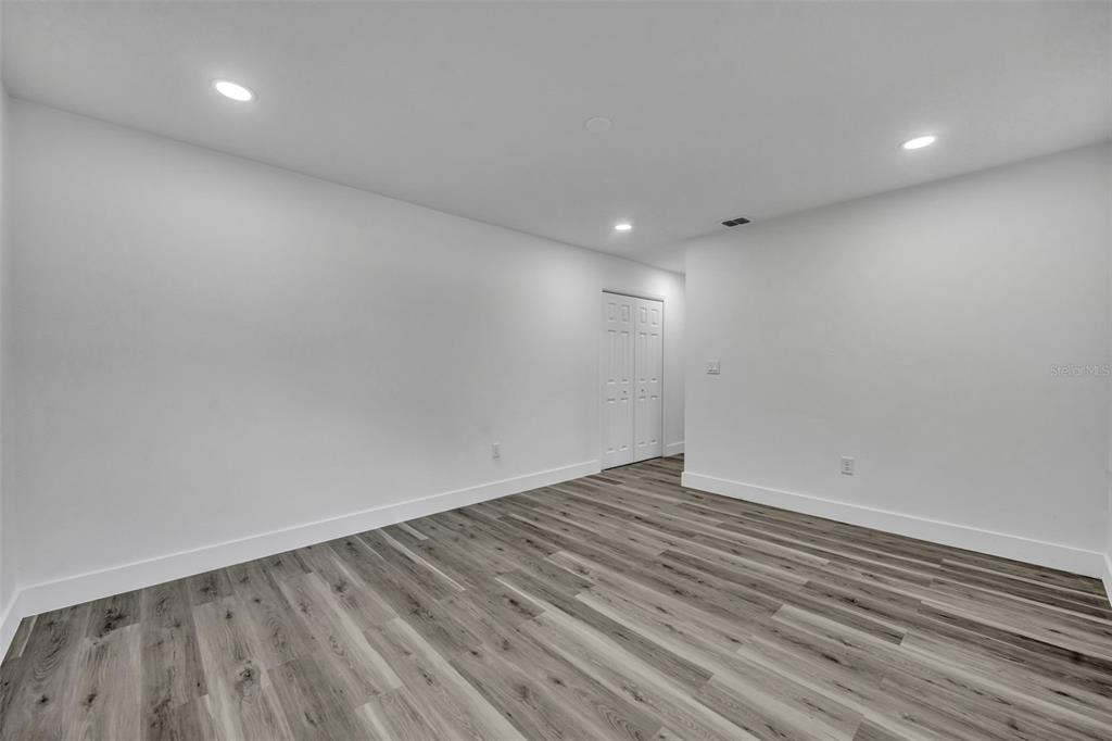 731 BONGART ROAD gallery image #22