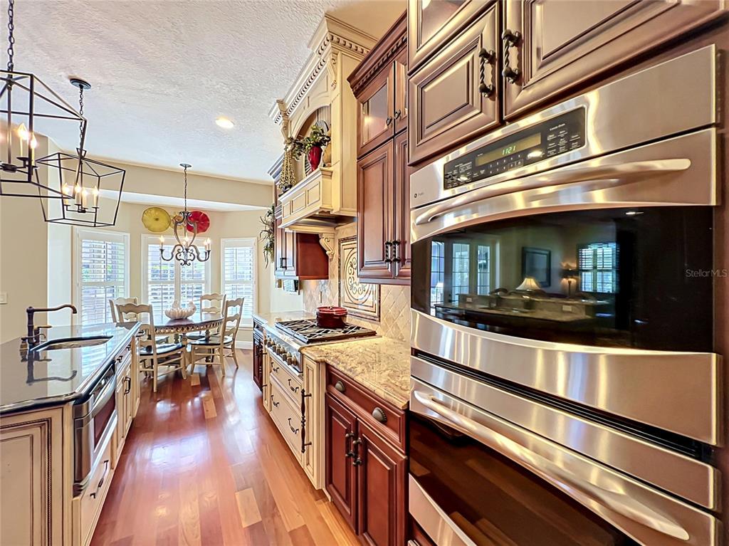 4348 STEED TERRACE gallery image #13