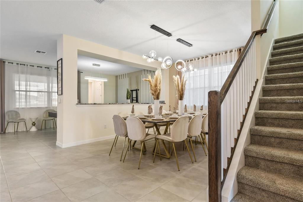 8905 COCONUT BREEZE DRIVE gallery image #13
