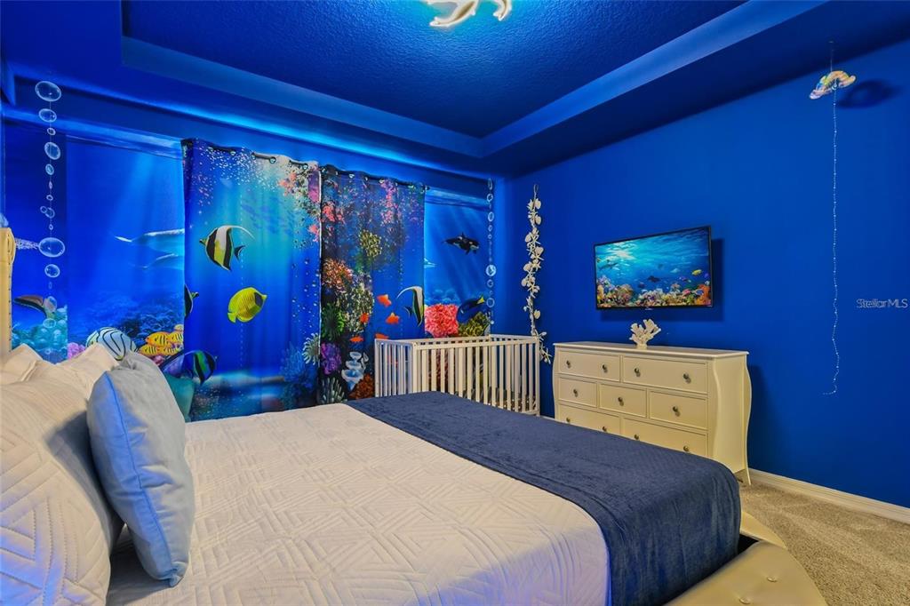8905 COCONUT BREEZE DRIVE gallery image #17