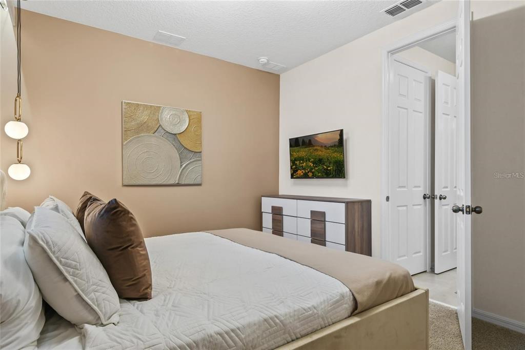 8905 COCONUT BREEZE DRIVE gallery image #44