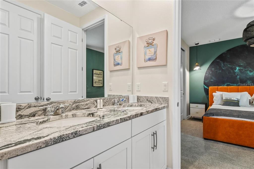 8905 COCONUT BREEZE DRIVE gallery image #50