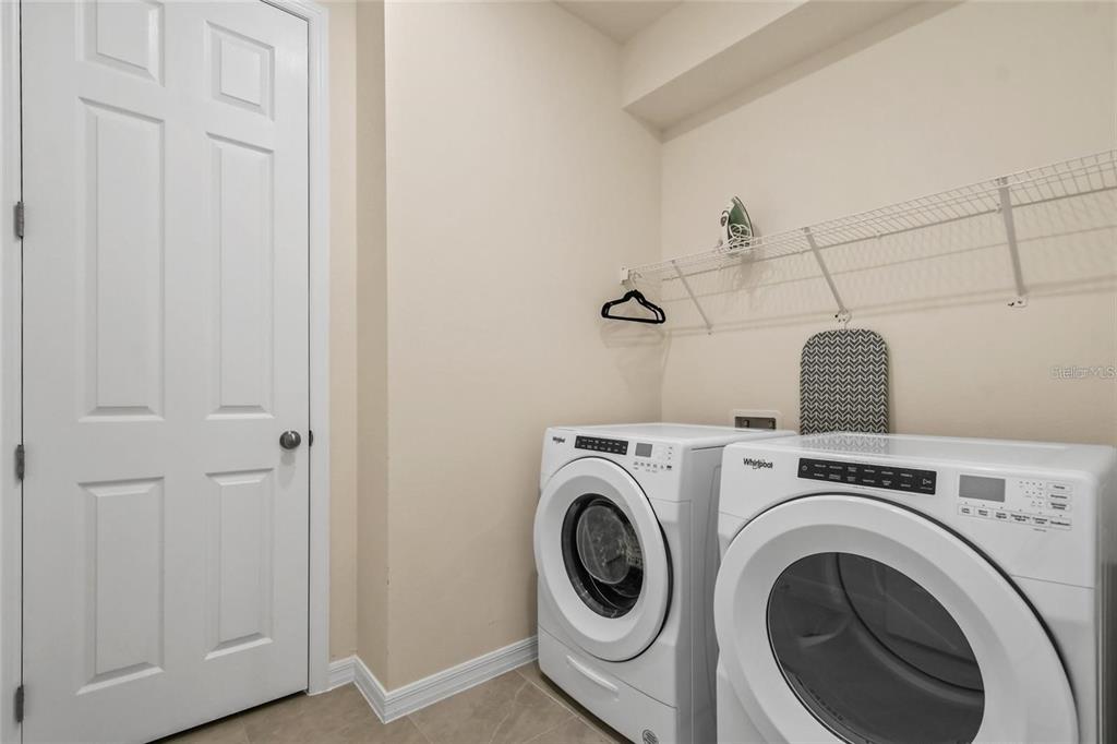 8905 COCONUT BREEZE DRIVE gallery image #51