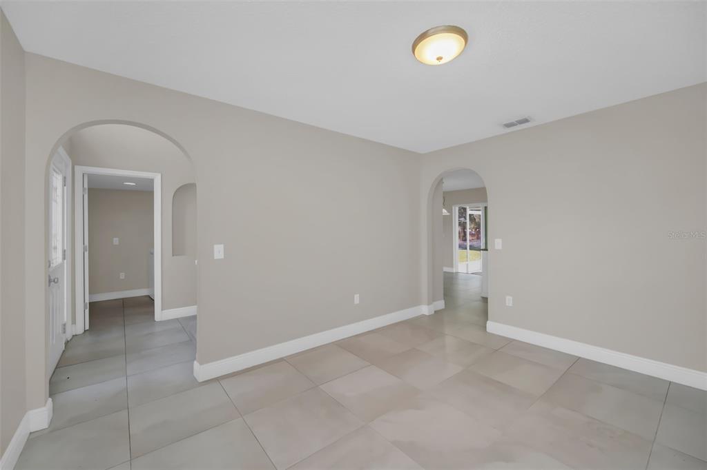 2120 MARISOL LOOP gallery image #11