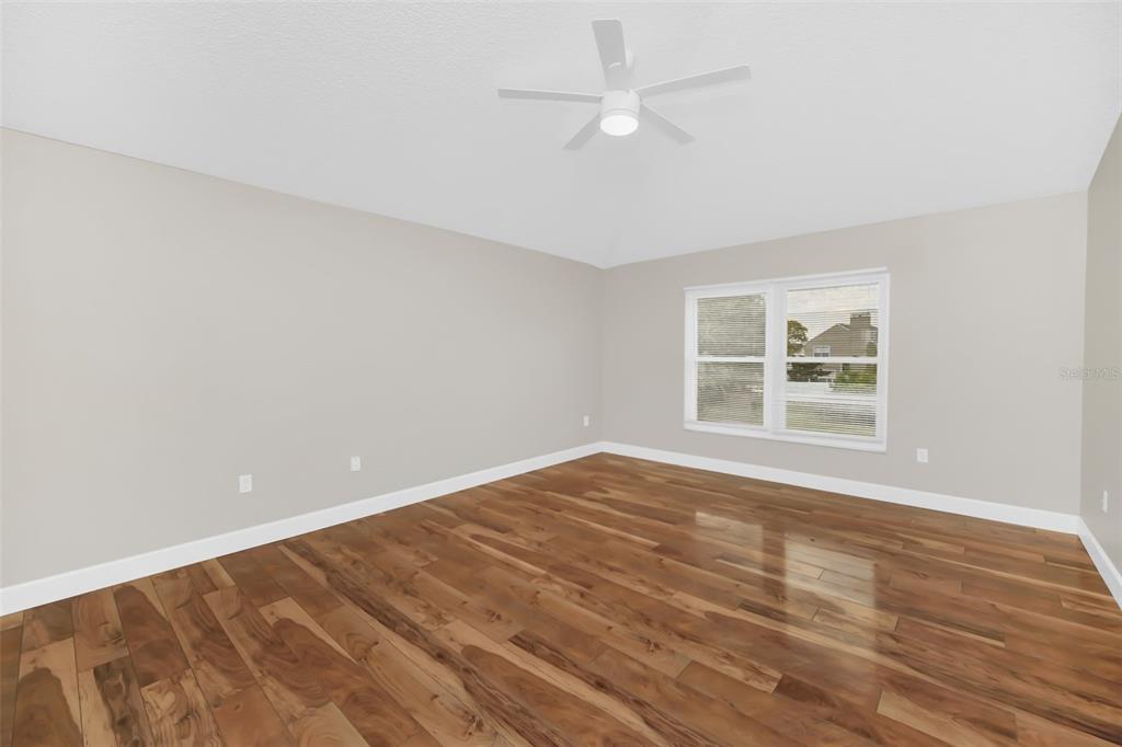 2120 MARISOL LOOP gallery image #29