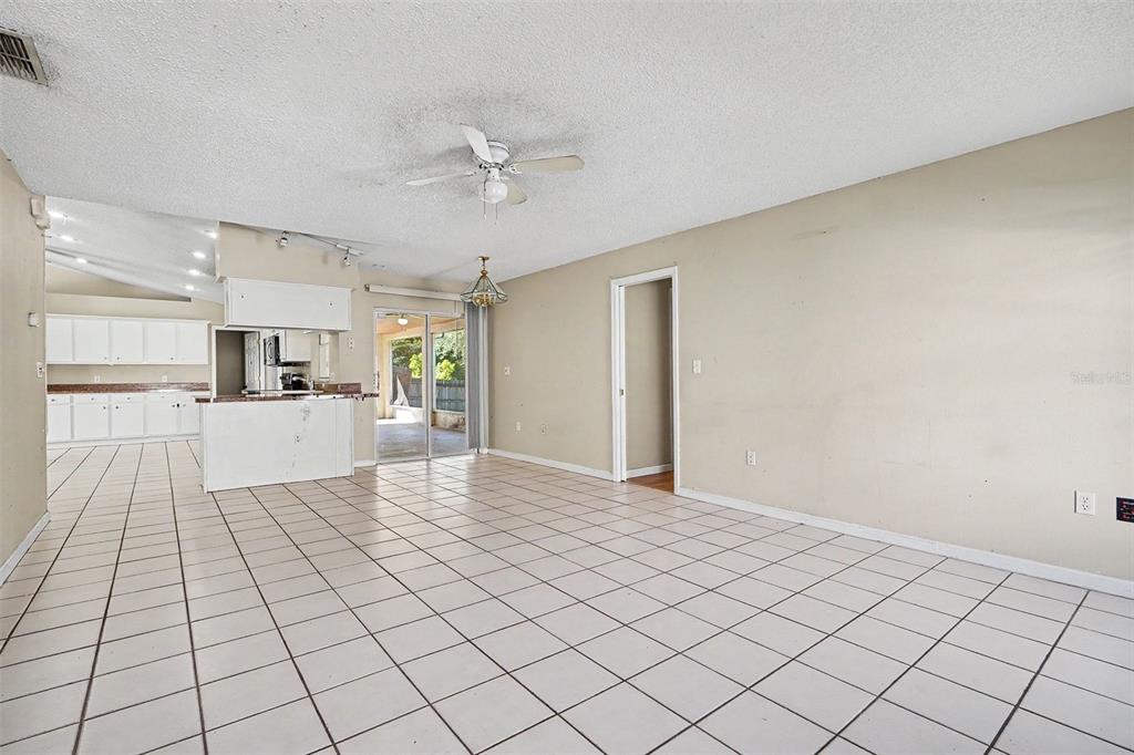 2537 JASMINE TRACE DRIVE gallery image #5