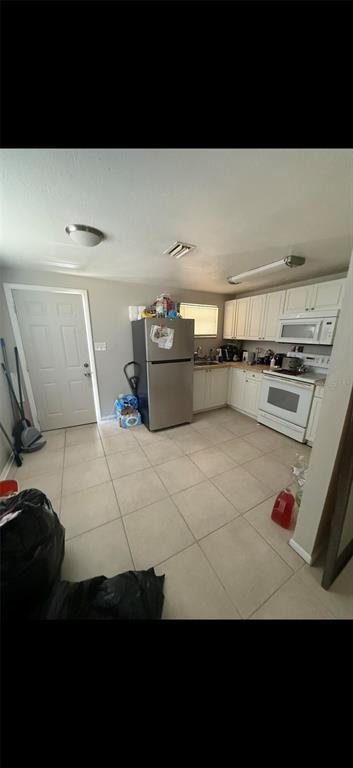 2121 33RD STREET