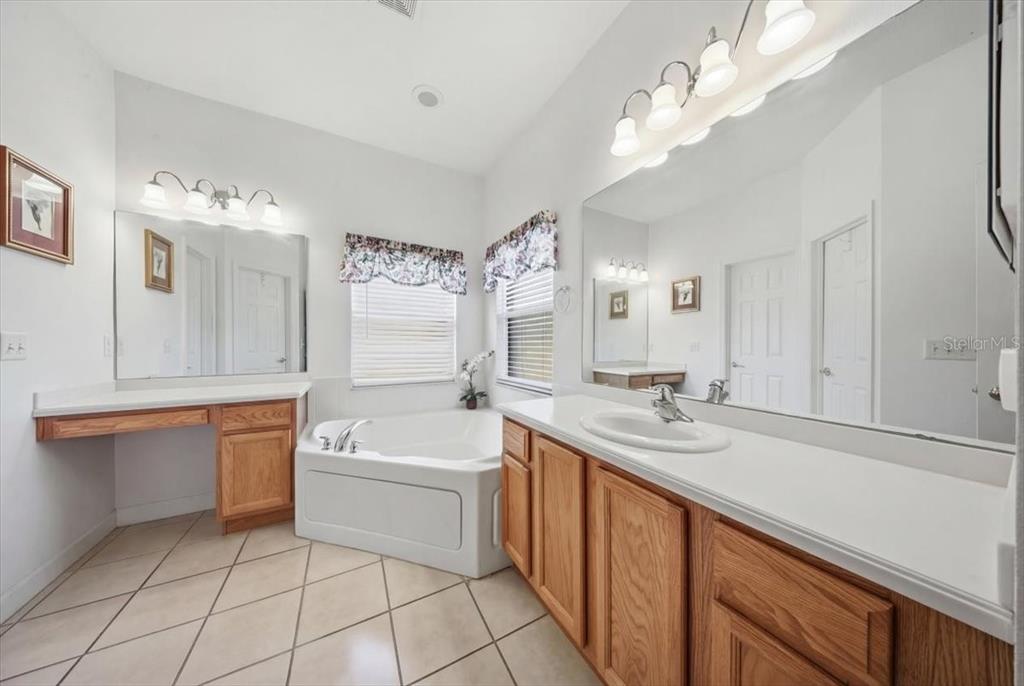 532 GENOA DRIVE gallery image #15