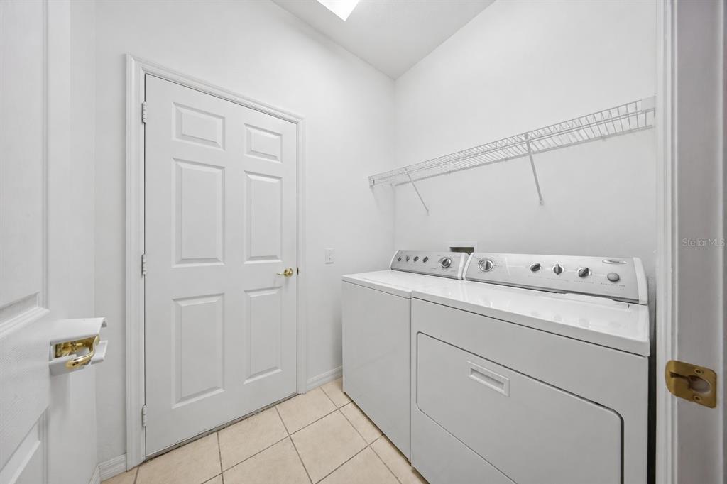 532 GENOA DRIVE gallery image #21