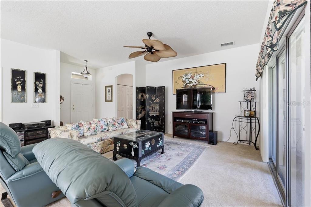 532 GENOA DRIVE gallery image #9
