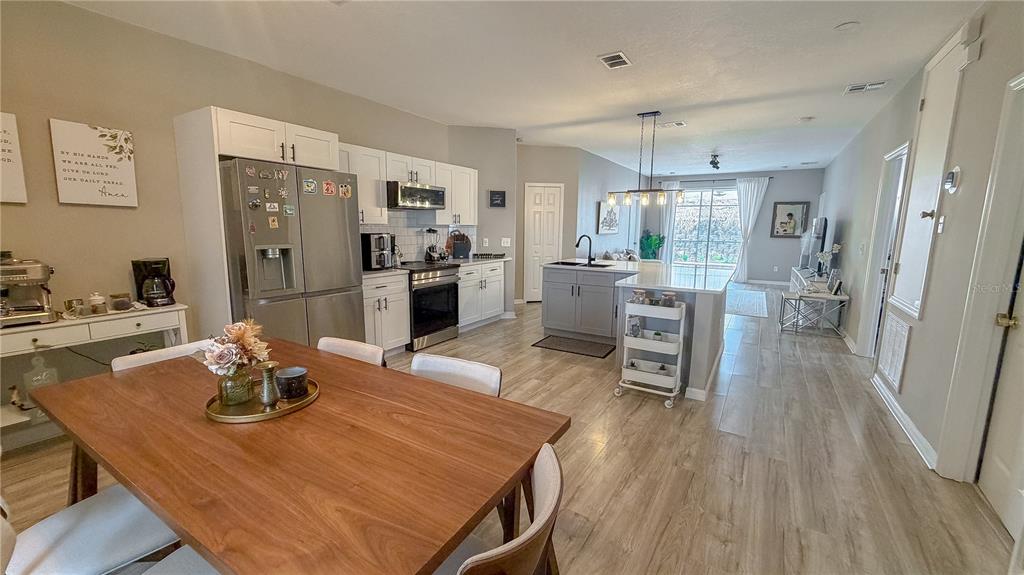 310 SUNSET VIEW DRIVE gallery image #3