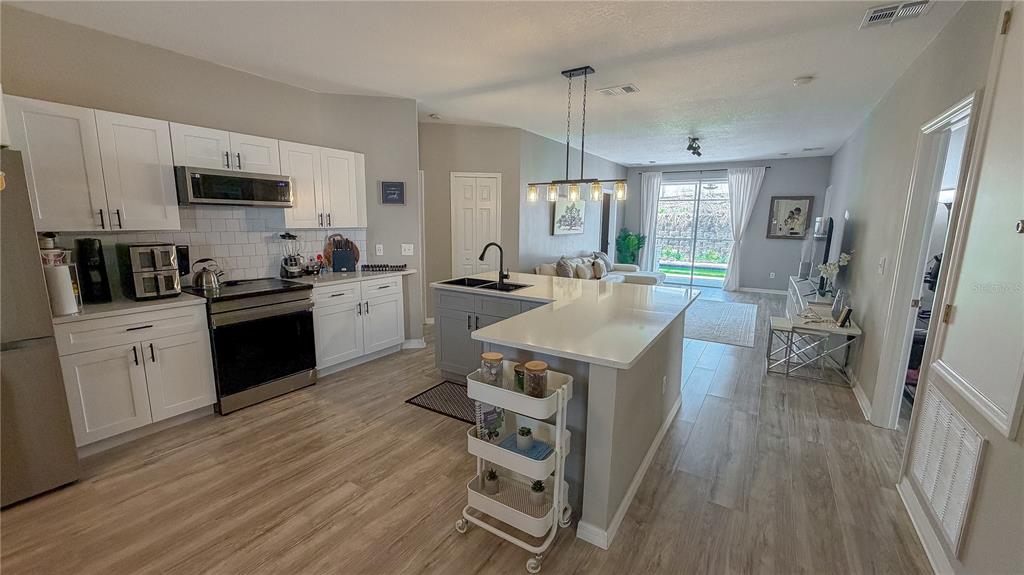 310 SUNSET VIEW DRIVE gallery image #5
