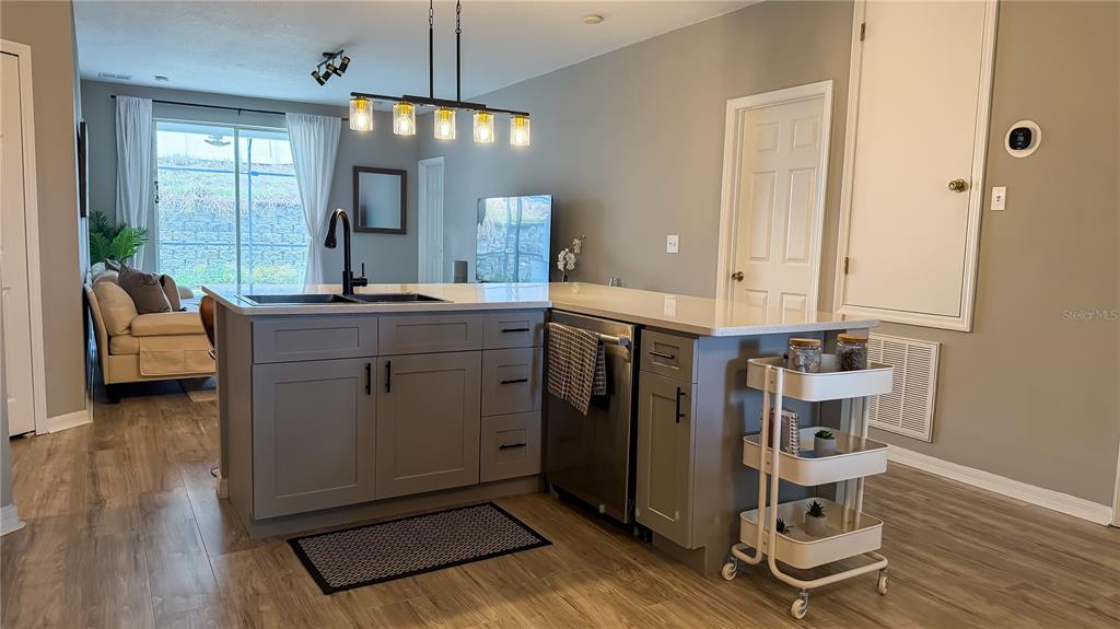 310 SUNSET VIEW DRIVE gallery image #6