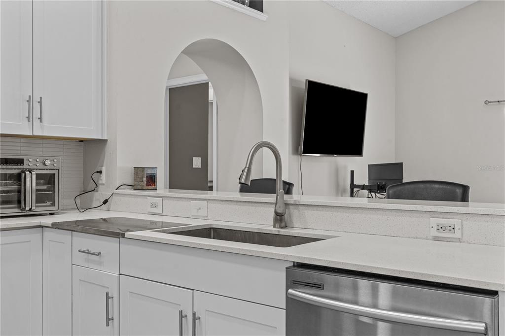 2490 SHELBY CIRCLE gallery image #17