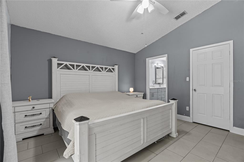 2490 SHELBY CIRCLE gallery image #22