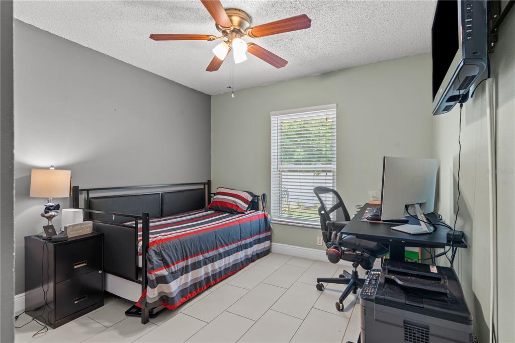 2490 SHELBY CIRCLE gallery image #26