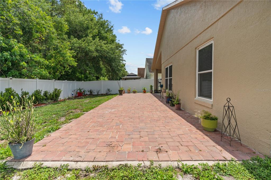 2490 SHELBY CIRCLE gallery image #32