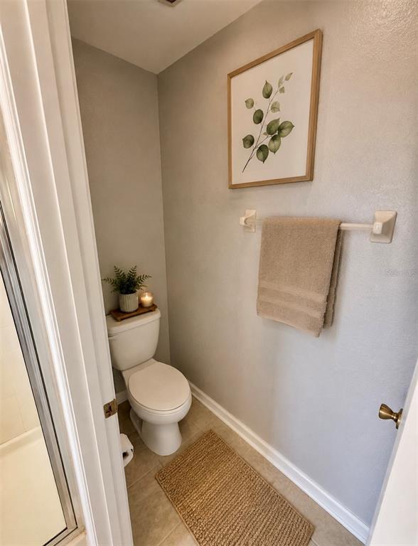 8632 ABBOTSBURY DRIVE gallery image #19