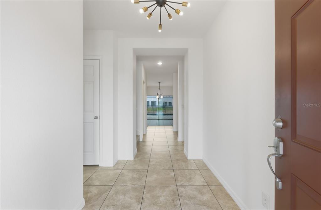 652 SAMUEL PLACE gallery image #2