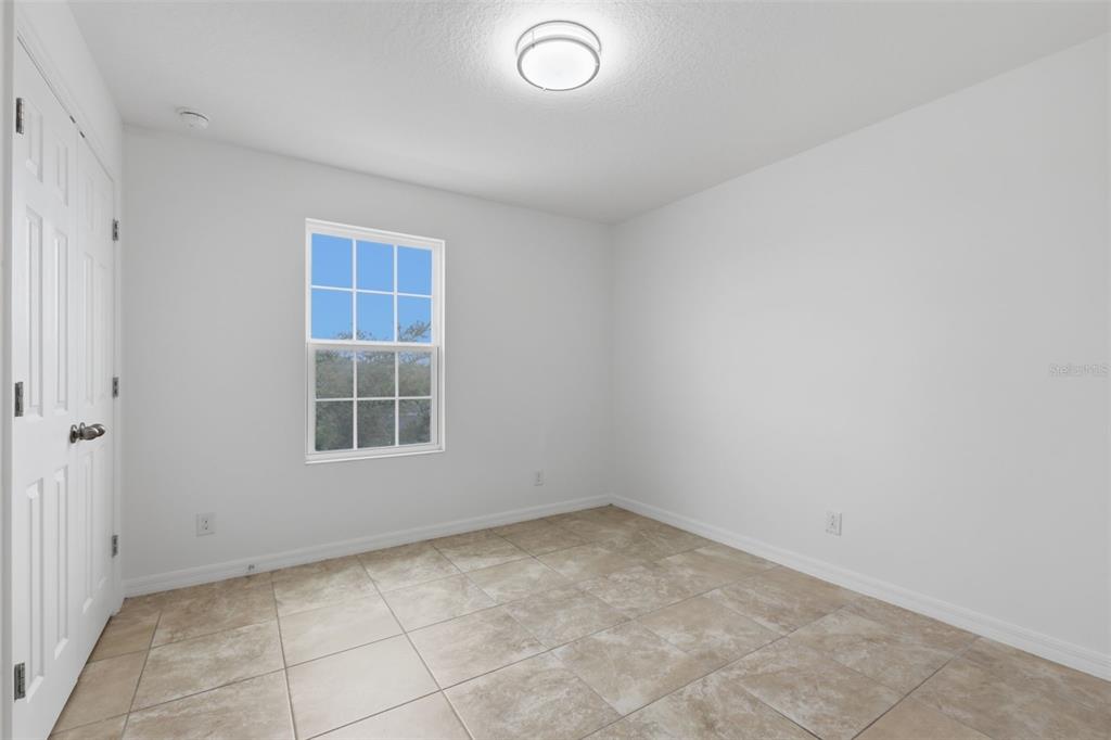 652 SAMUEL PLACE gallery image #28