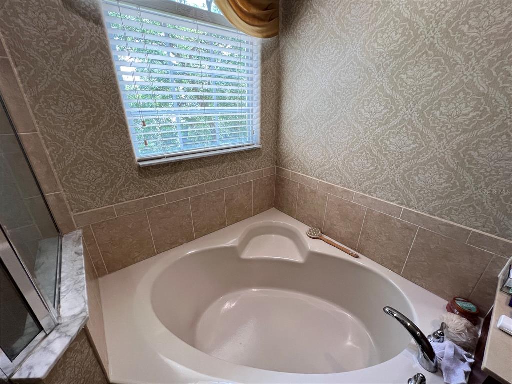 1607 TAIL FEATHER DRIVE gallery image #32