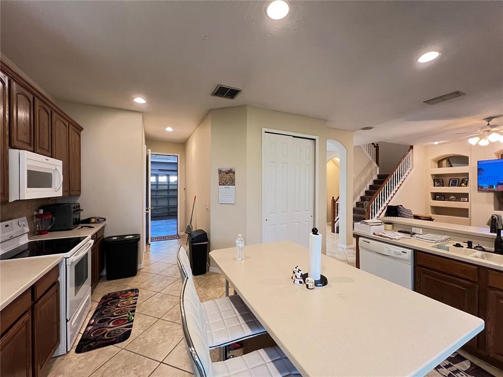 1607 TAIL FEATHER DRIVE gallery image #9