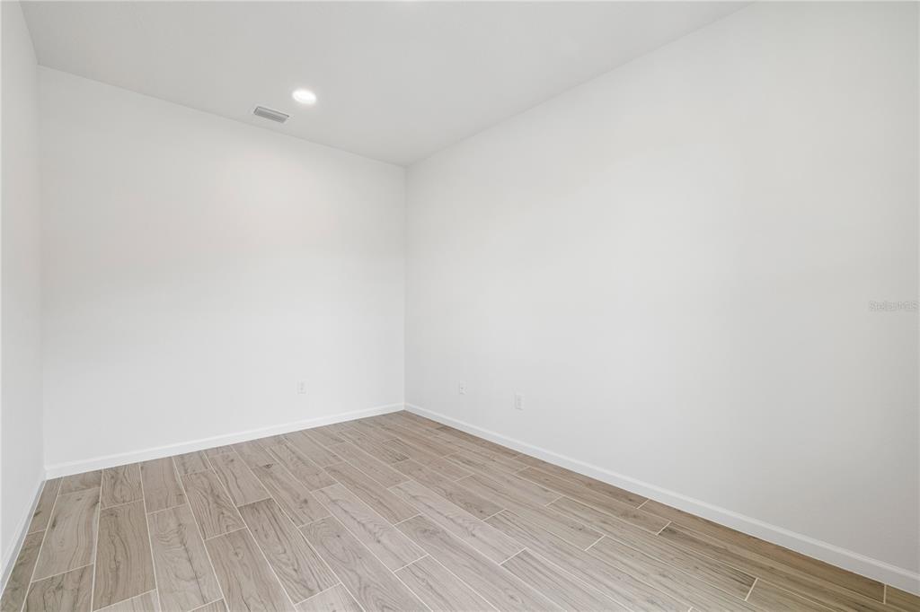 17372 GLOSSY POMELO WAY gallery image #11