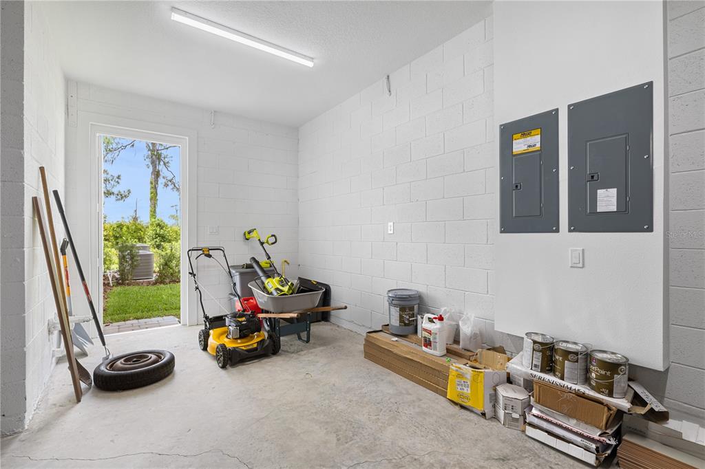 17372 GLOSSY POMELO WAY gallery image #30