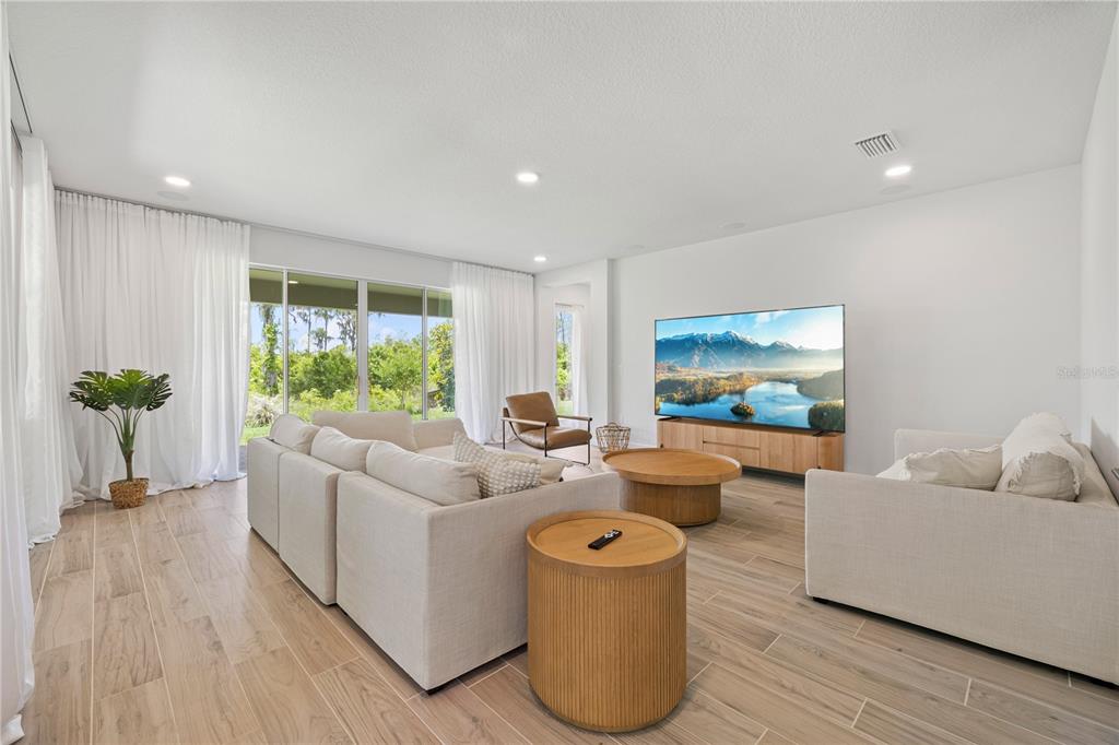 17372 GLOSSY POMELO WAY gallery image #33