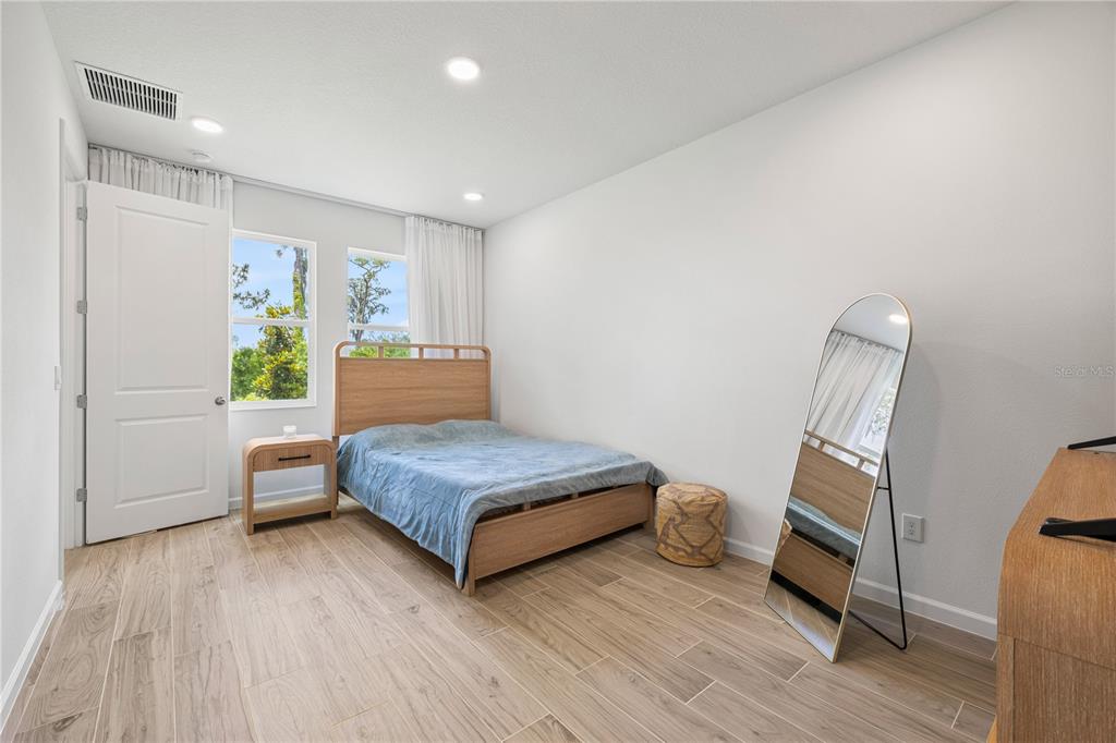 17372 GLOSSY POMELO WAY gallery image #38