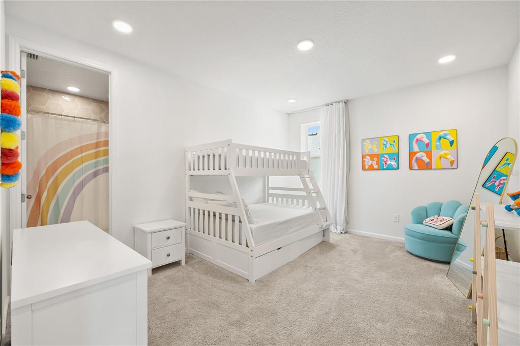 17372 GLOSSY POMELO WAY gallery image #49