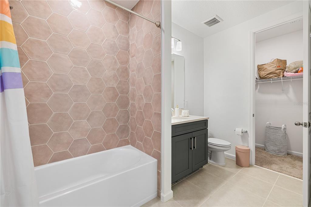 17372 GLOSSY POMELO WAY gallery image #50