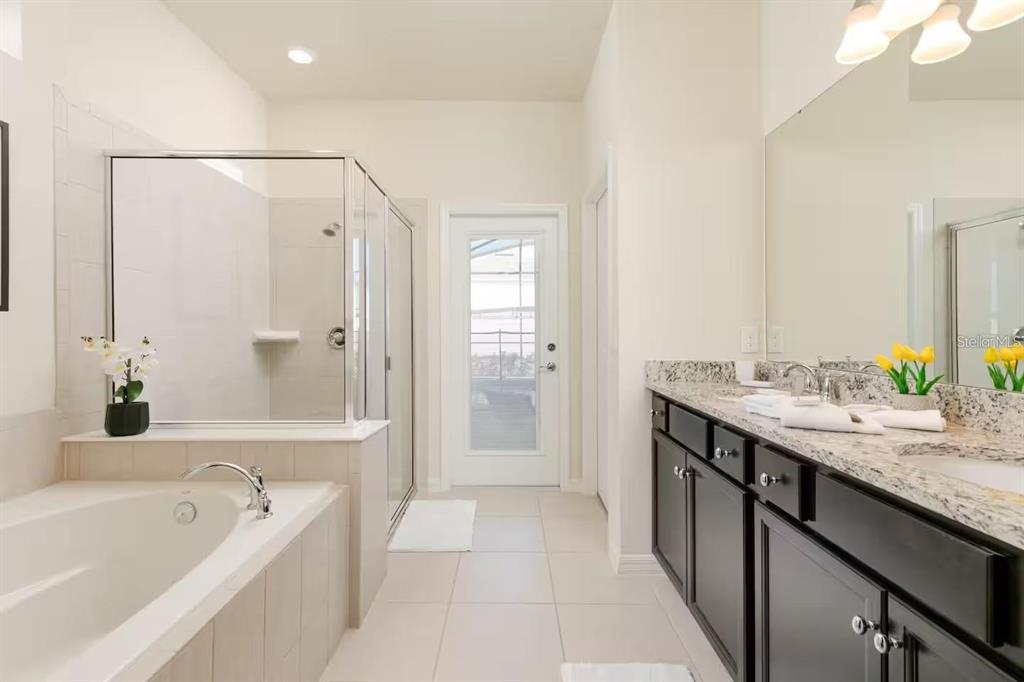 1671 KONA LANE gallery image #16