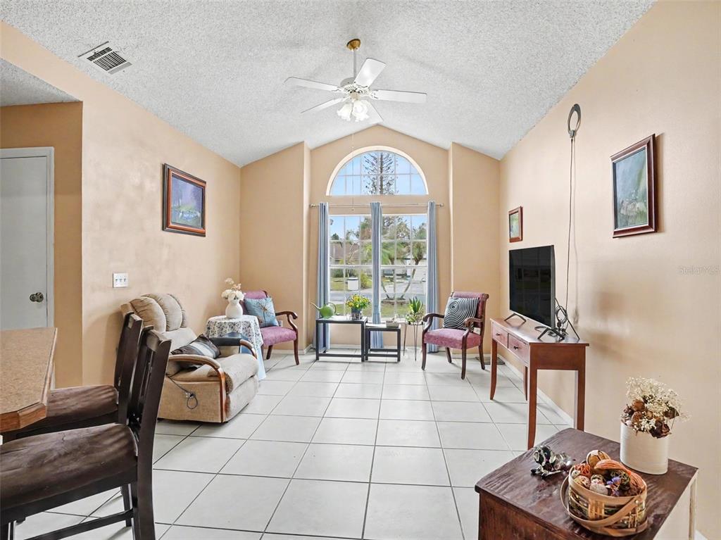 184 CORAL REEF CIRCLE gallery image #5