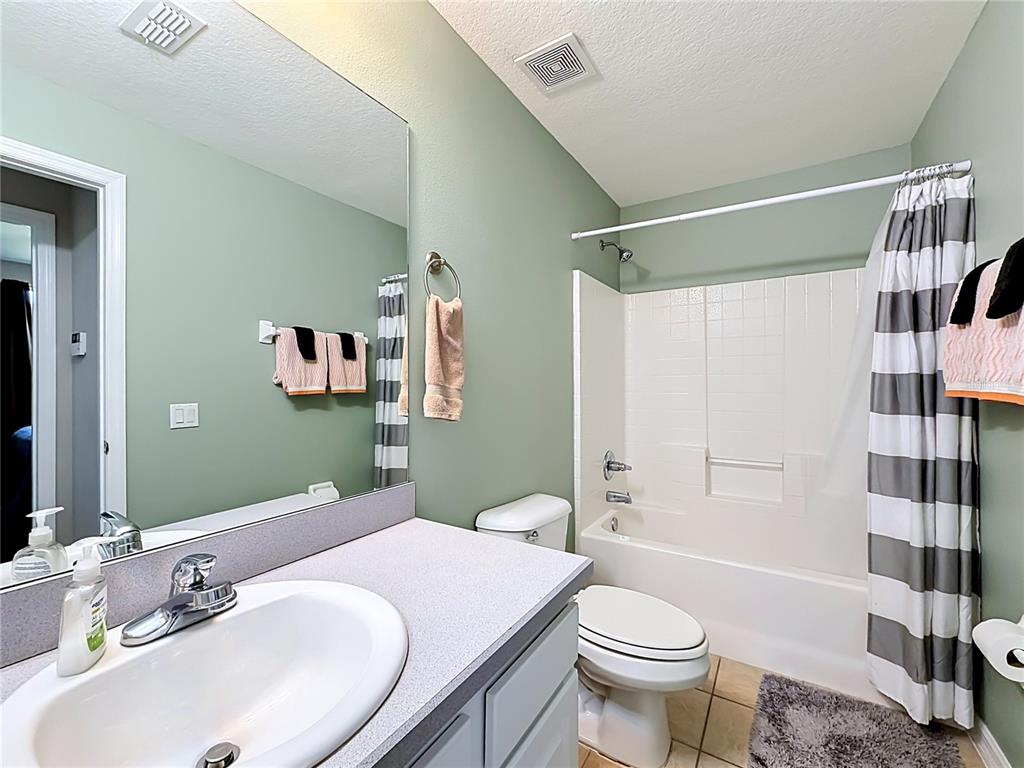 135 ROBIN ROAD gallery image #25