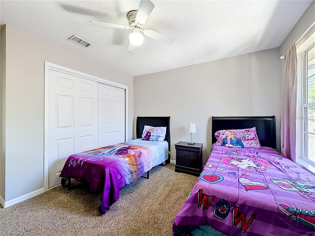 135 ROBIN ROAD gallery image #27
