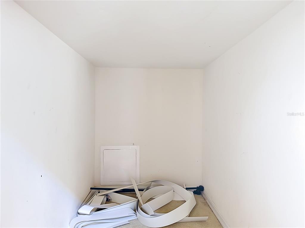 135 ROBIN ROAD gallery image #41