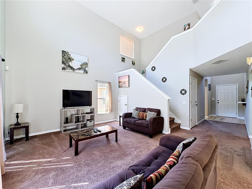 135 ROBIN ROAD gallery image #9
