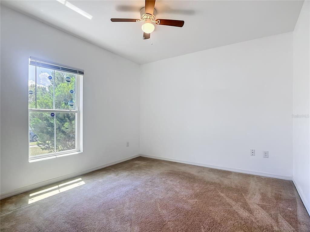 417 BLUE LAKE CIRCLE gallery image #22