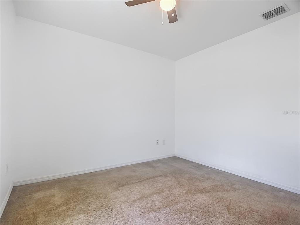 417 BLUE LAKE CIRCLE gallery image #26